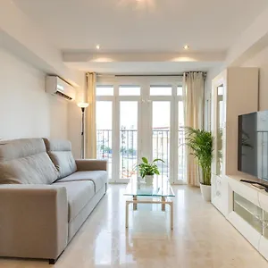 Apartamento Charming 3 Bedroom At Triana Center By Oui, Sevilla